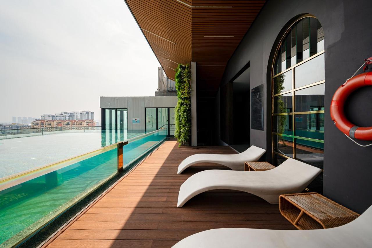 Luxury Retreat D1Mension Ho Chi Minh City Exterior photo