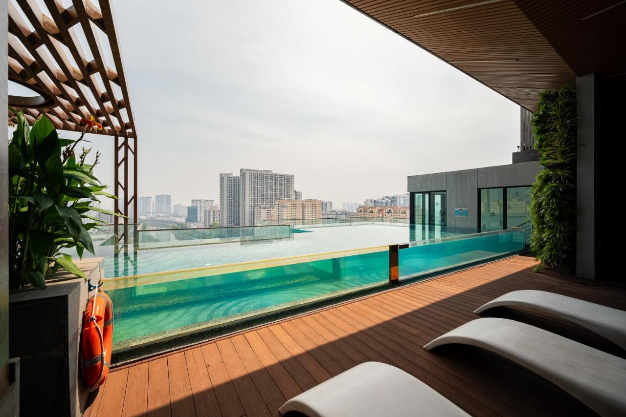 Luxury Retreat D1Mension Ho Chi Minh City Exterior photo